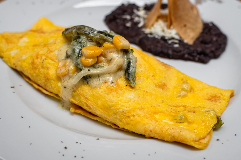 Omelette en El Almendro. Acapulco.